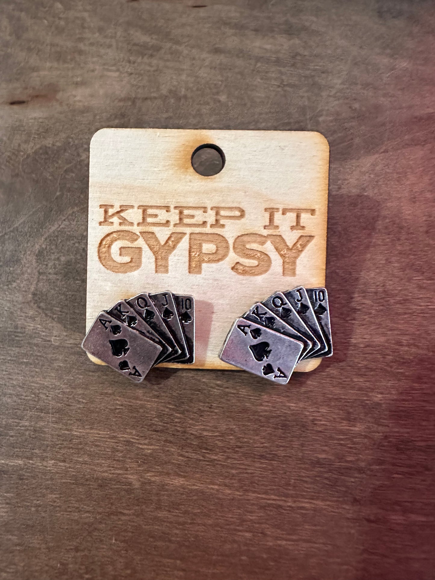 Fanned Playing Card Stud