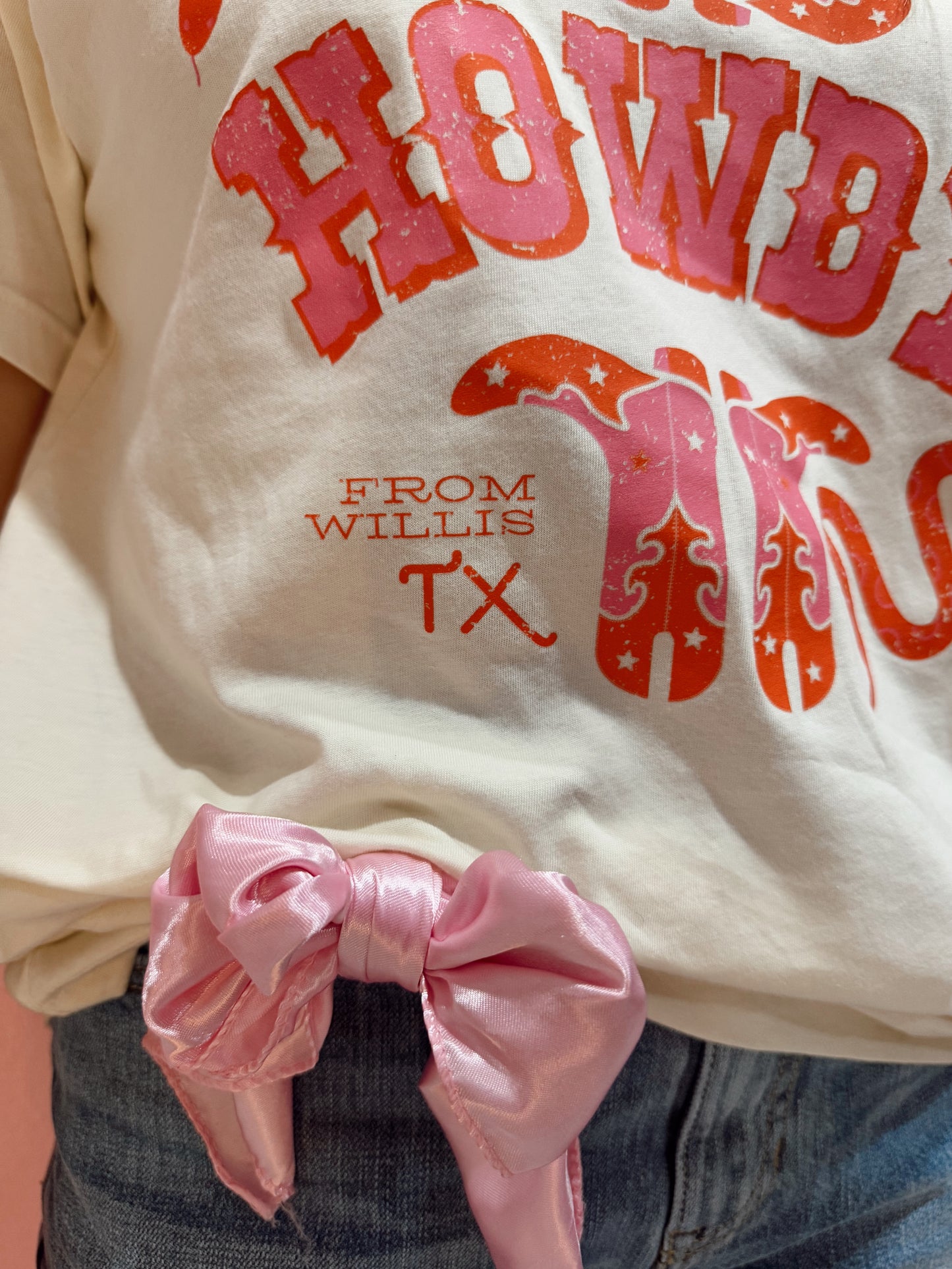 Howdy from Willis Graphic Tee