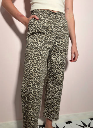 Leopard Cropped Frayed Denim Pants