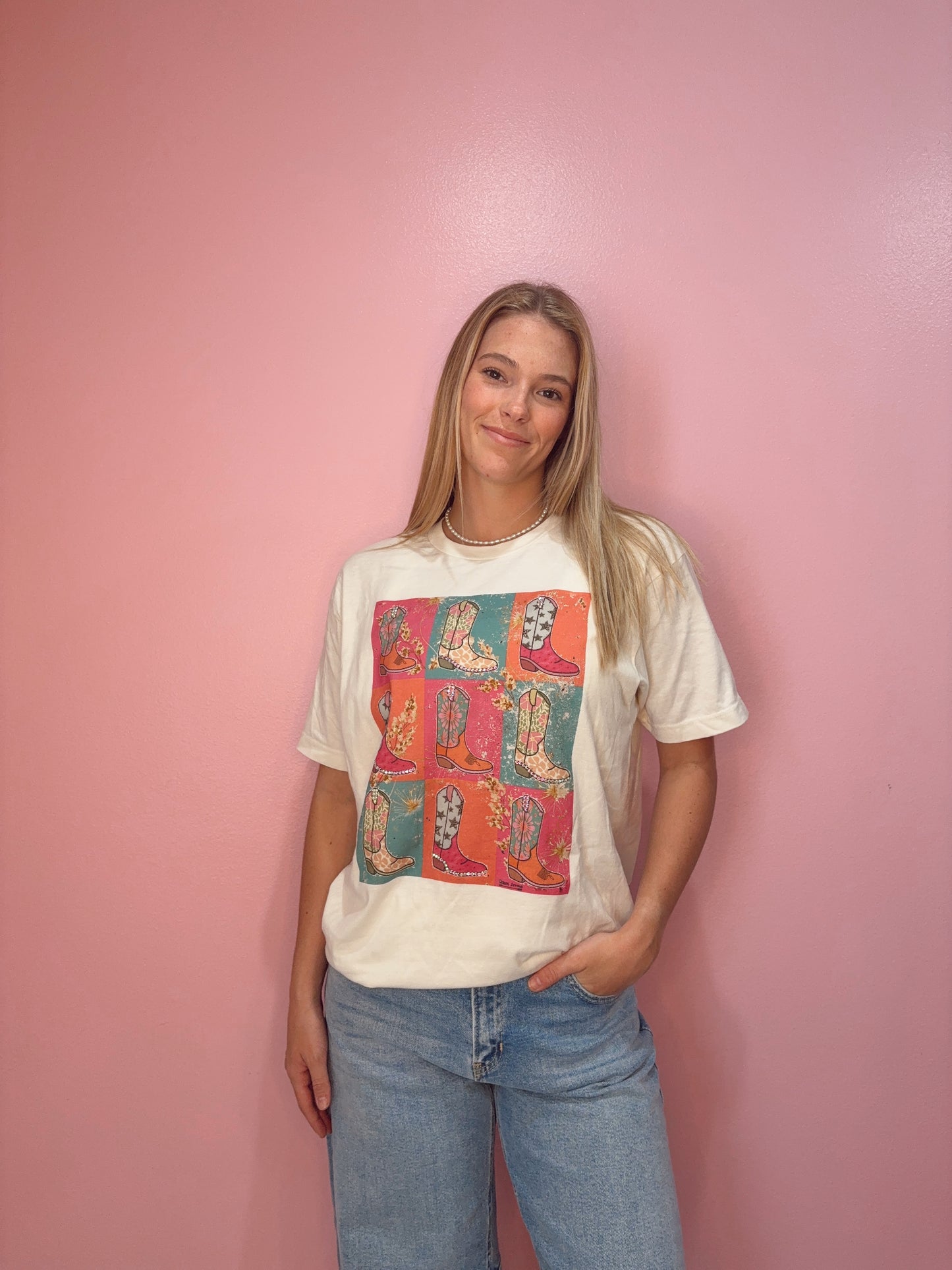 Bling boot Graphic Tee