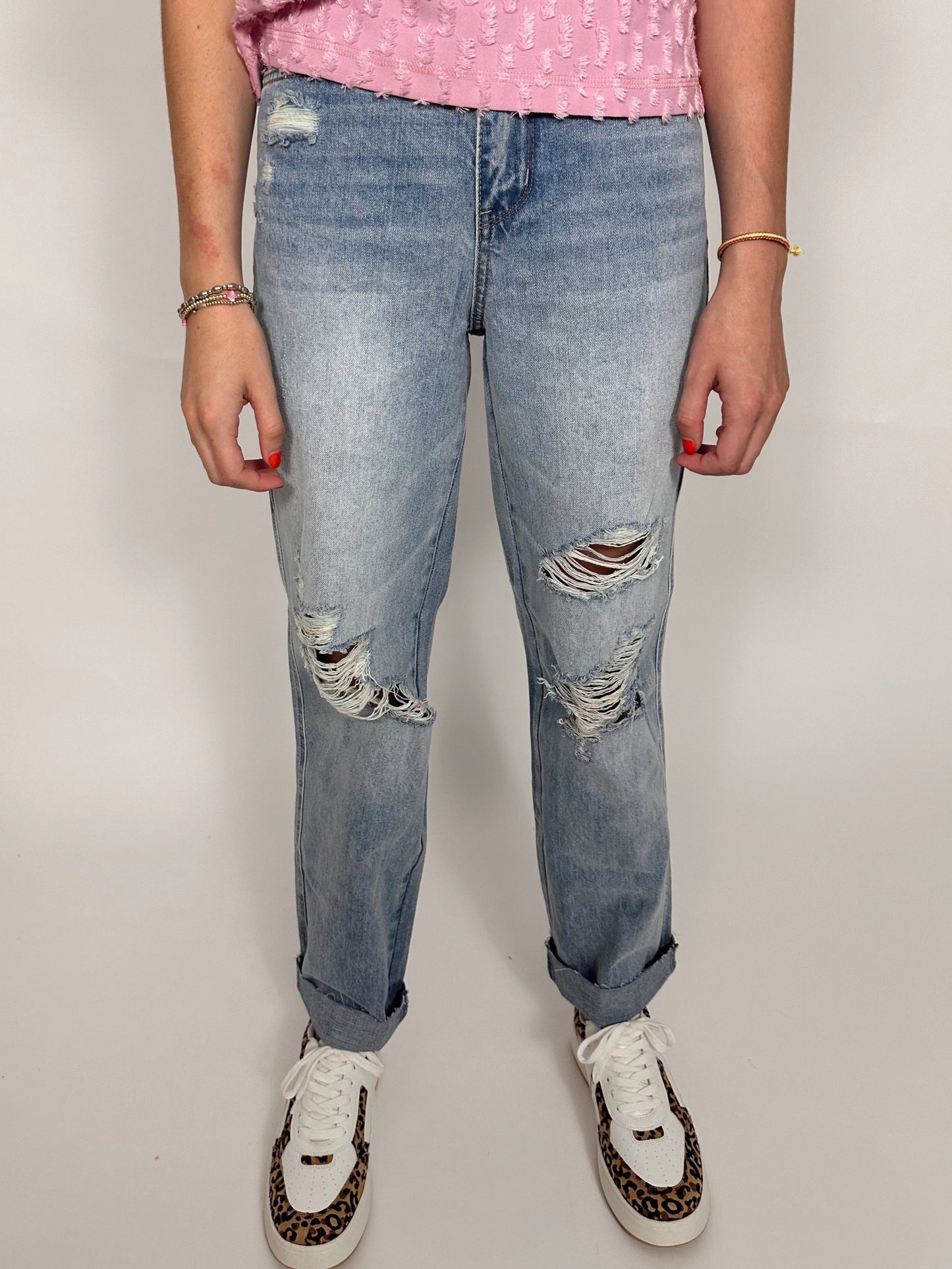 JUDY BLUE - Rainbow Thread Straight Leg Jean