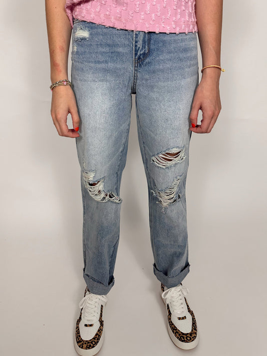 JUDY BLUE - Rainbow Thread Straight Leg Jean