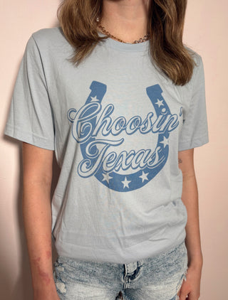 Choosin’ Texas Graphic Tee