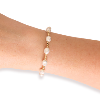 Bri Pearl Bracelet in Gold