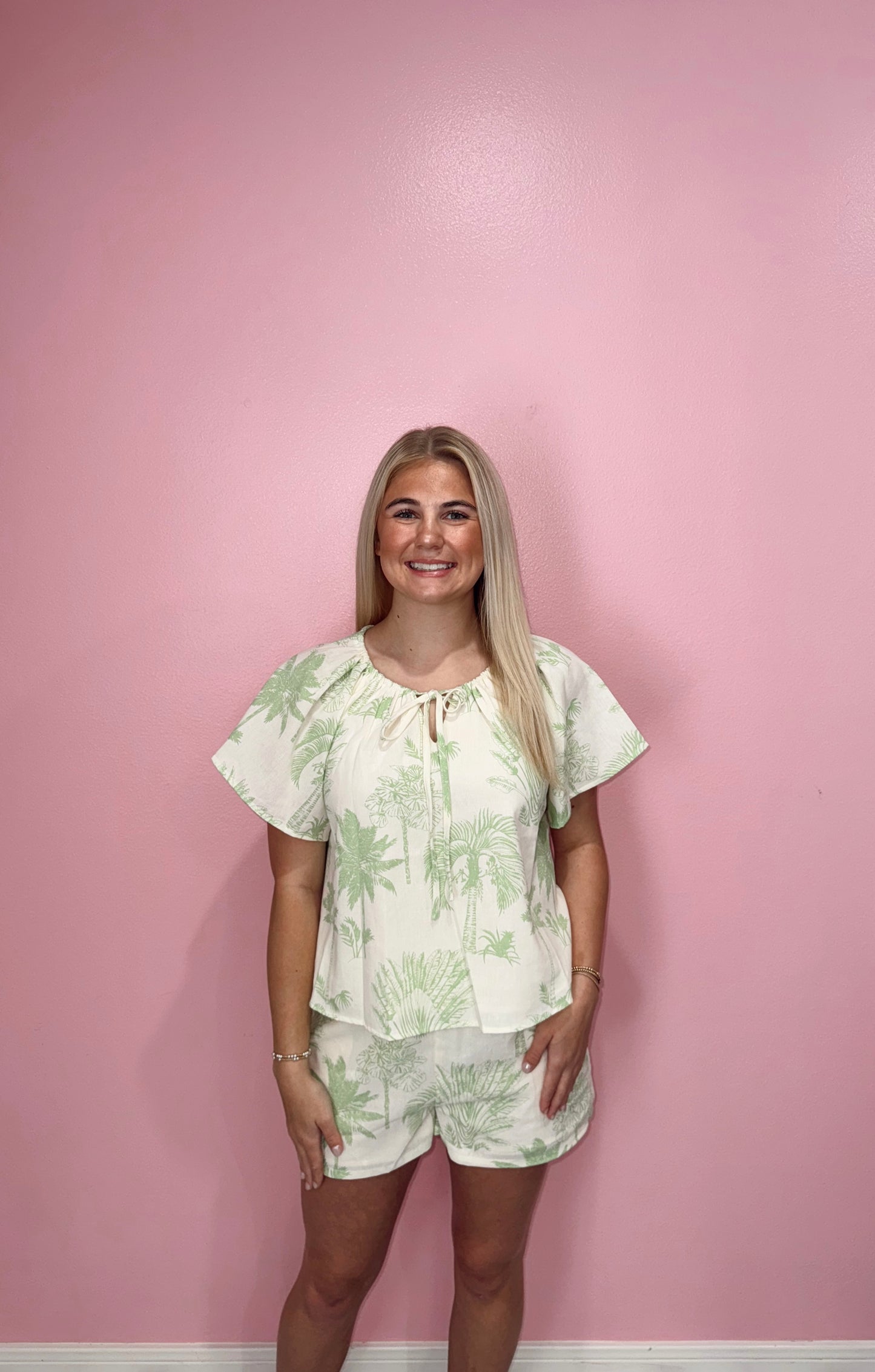 Tropical Palm Leaf Linen Set