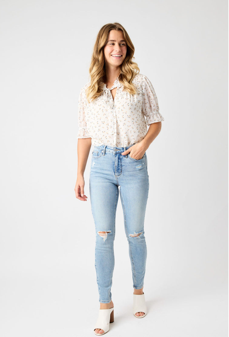 JUDY BLUE-LIGHT WASH - HIGH STRETCH JEANS