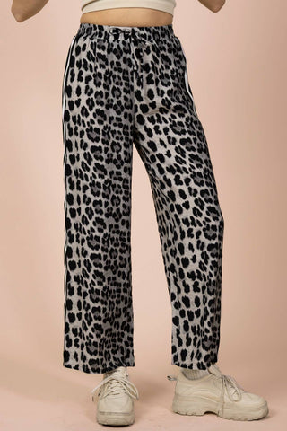 VERY J - NP70940-Side Stripe Tape Detail Leopard Wide Leg Pants