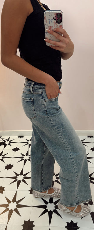 {Vervet} Mid Rise Wide Leg Jeans