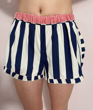 Americana Ruffle Shorts