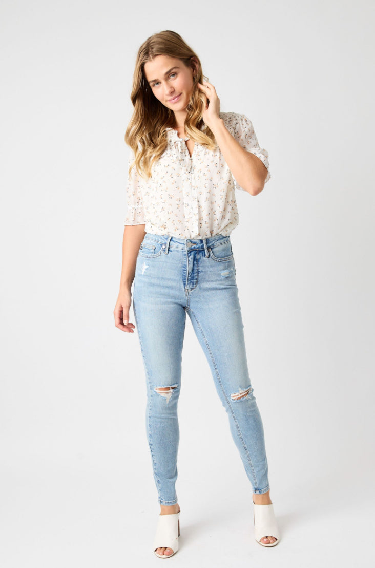 JUDY BLUE-LIGHT WASH - HIGH STRETCH JEANS
