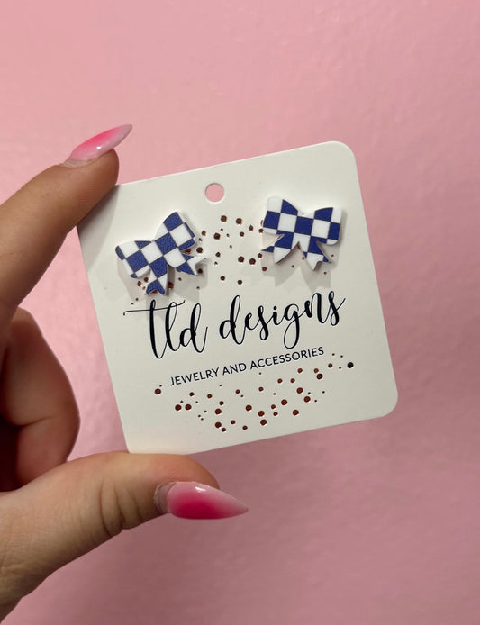 Purple & White Checkered Bow Studs