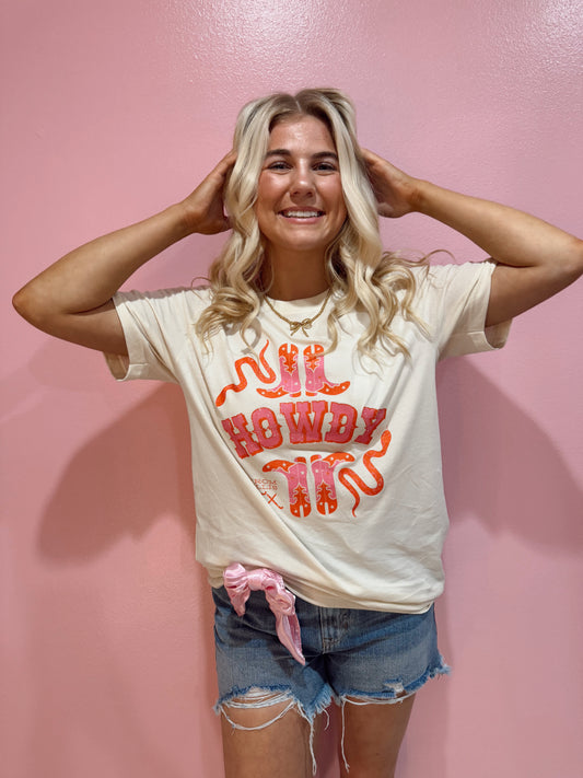 Howdy from Willis Graphic Tee