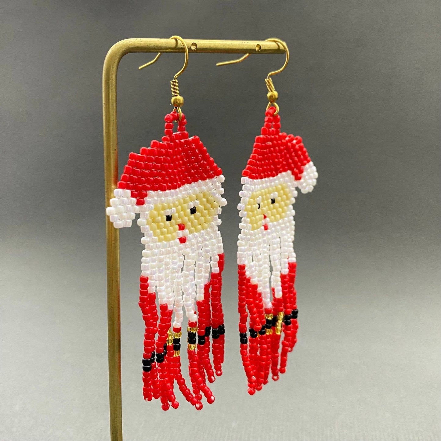 Mio Queena - Christmas Santa Claus Pattern Seed Beads Fringe Earrings -SB