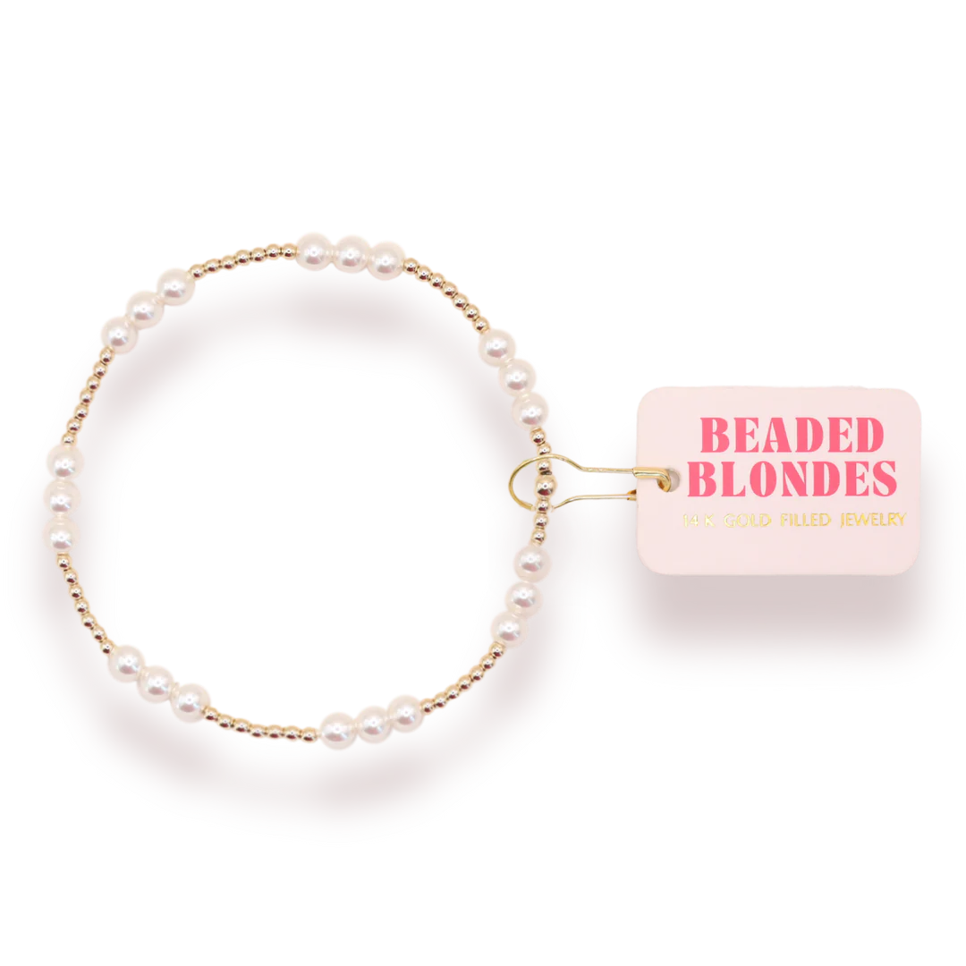 ILY Pearl Bracelet in Gold