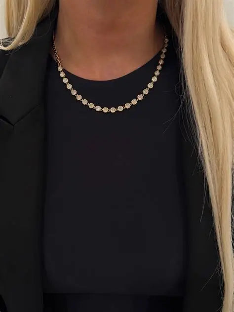 Roxie Necklace
